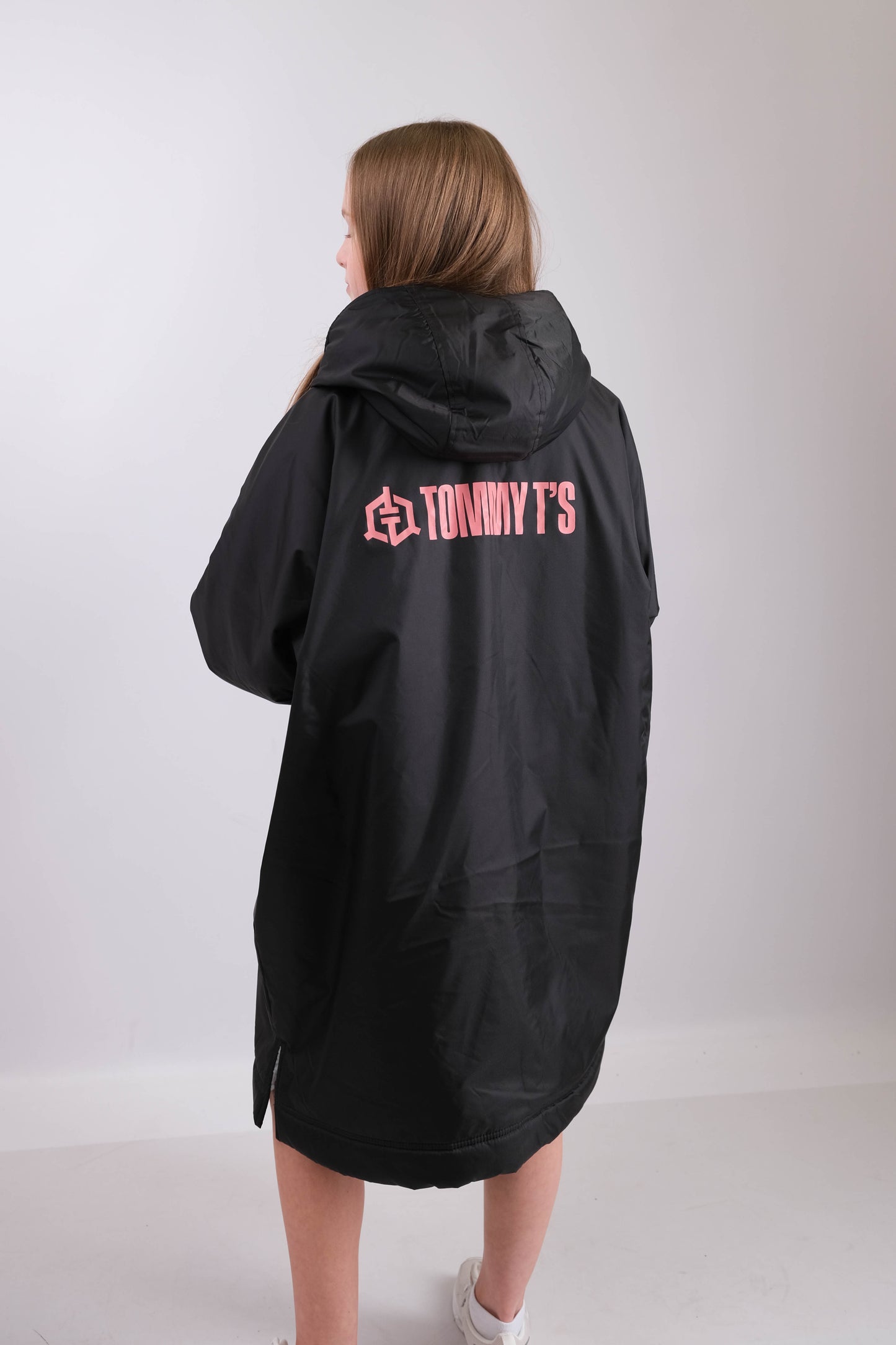 Tommy T’s All Weather Robe- Black/white