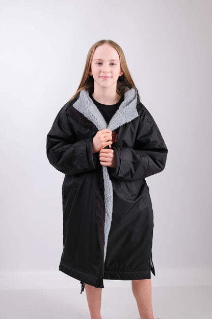 Tommy T’s All Weather Robe- Black/white